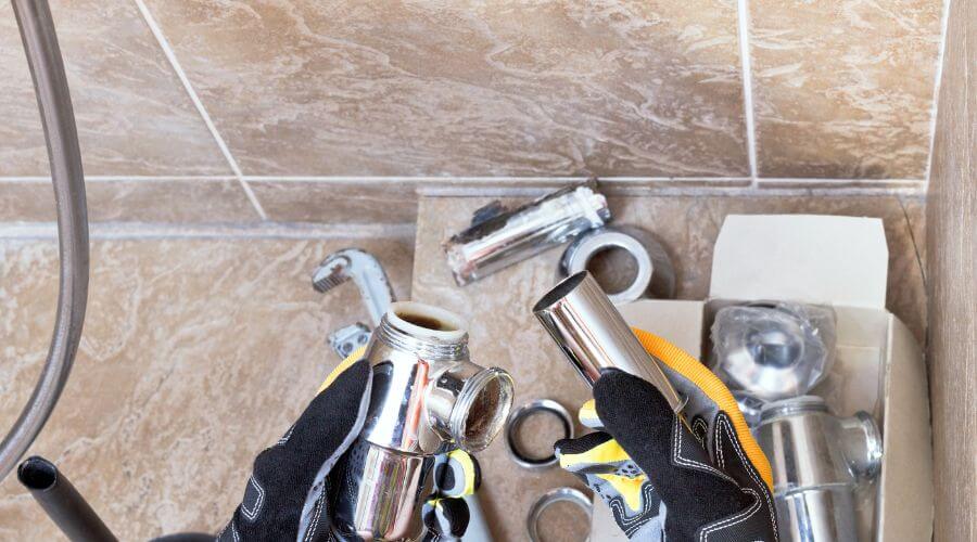 Professional gutter cleaning in Lebanon, CT